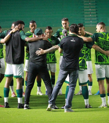 Verdão treina e inicia a concentração para o clássico