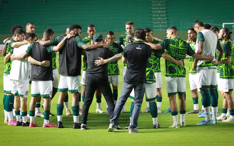 Verdão treina e inicia a concentração para o clássico