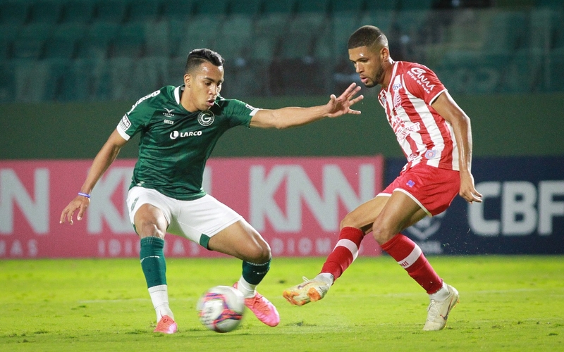 Goiás é superado pelo Náutico