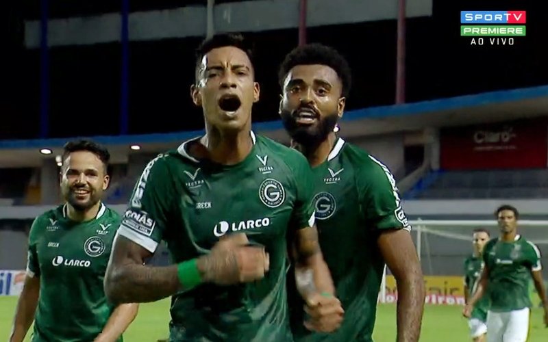 Com lindo gol de Alef Manga, Verdão vence o CSA e volta ao G-4