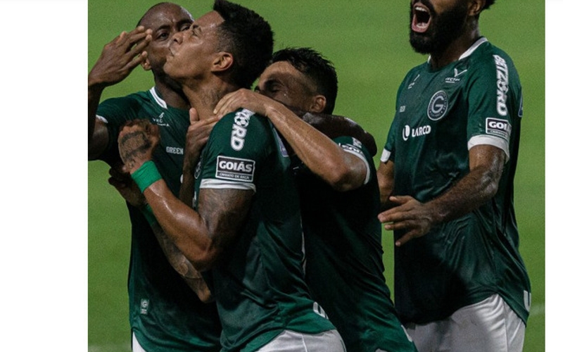 Imprensa nacional repercute vitória e retorno do esmeraldino ao G-4