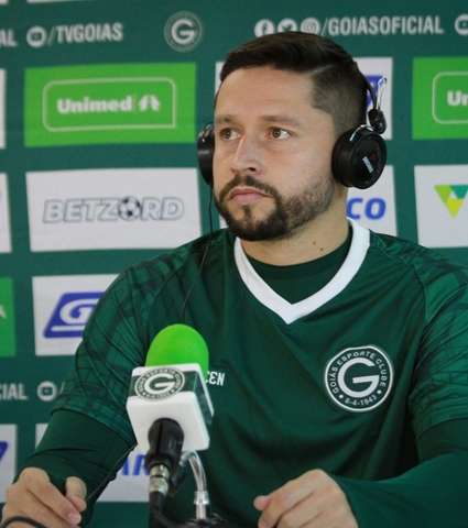 Antes do confronto com o Operário/PR, Elvis afirma: "Tenho certeza que vamos fazer um grande jogo e voltar a ganhar em casa."