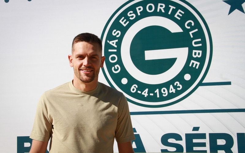 Campeão da Euro e eterno prata da casa, Rafael Toloi, visita o Goiás