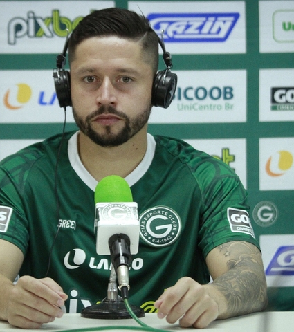 "Jogo de seis pontos, um confronto direto." analisa Elvis, antes de encarar o CRB