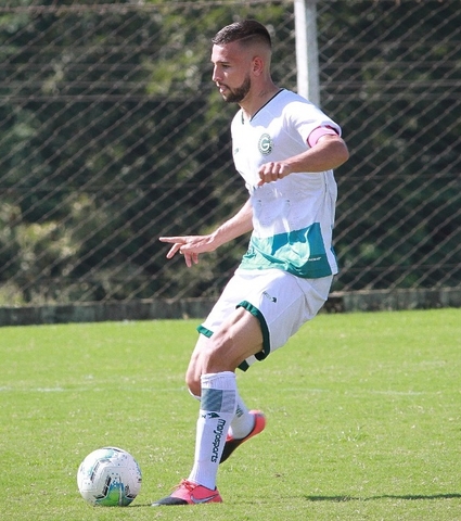 Líder e invicto, Sub-20 goleia o Trindade, 4 a 0