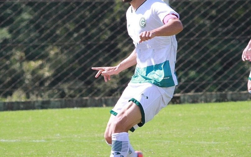 Líder e invicto, Sub-20 goleia o Trindade, 4 a 0