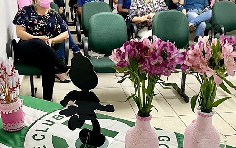 Outubro Rosa: Colaboradoras participam de palestra sobre a prevenção e tratamento do Câncer de mama