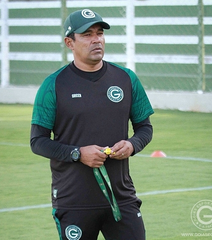 Goiás x Ponte Preta: Glauber Ramos promove trabalho tático no CT Edmo Pinheiro