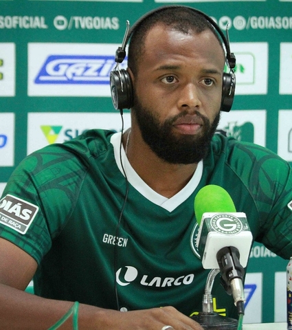 "O nosso torcedor vem nos empurrando; isso vem fazendo a diferença para ganharmos os jogos.", analisa Reynaldo, antes de encarar a Ponte Preta na Serrinha