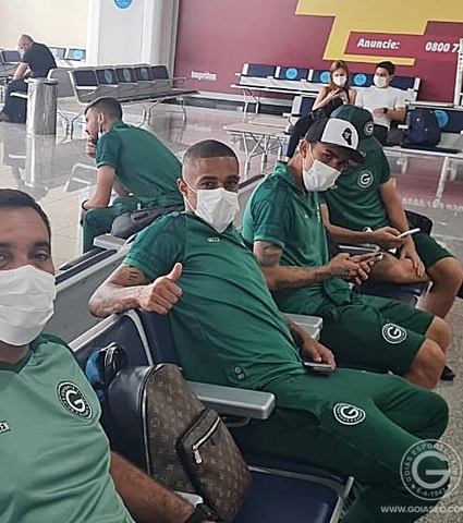 Delegação esmeraldina viaja para a final em Campinas (SP)