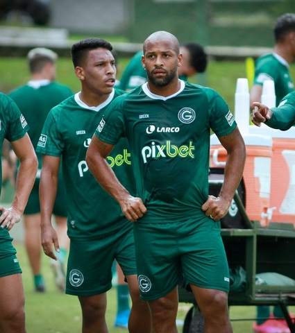 Esmeraldino abre semana da estreia no Goianão 2022
