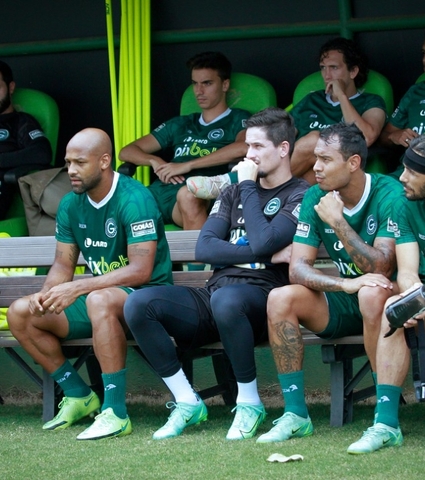 Elenco inicia a preparação para dois confrontos em casa
