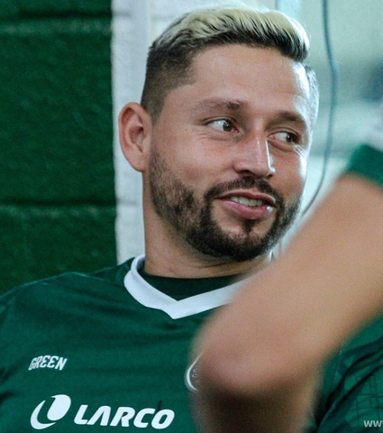 Elvis: "Ano passado o diferencial nosso foi o torcedor jogando junto, contamos com o apoio da torcida."