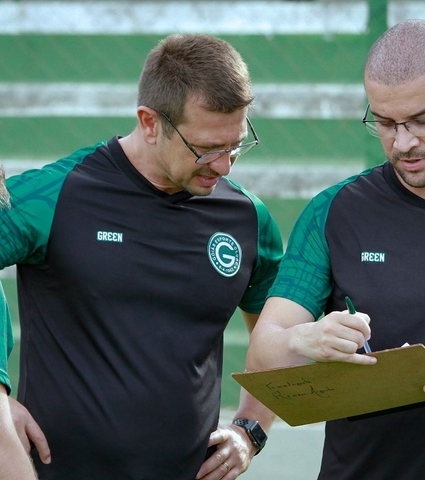 Após vitória e vaga garantida para a segunda fase do estadual 2022, Goiás se reapresenta no CT