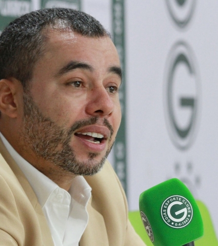 Jair Ventura: "Cada jogo uma final de Copa do Mundo", enfatiza o novo técnico do esmeraldino