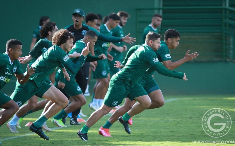 De olho no Avaí, Goiás trabalha no CT Edmo Pinheiro