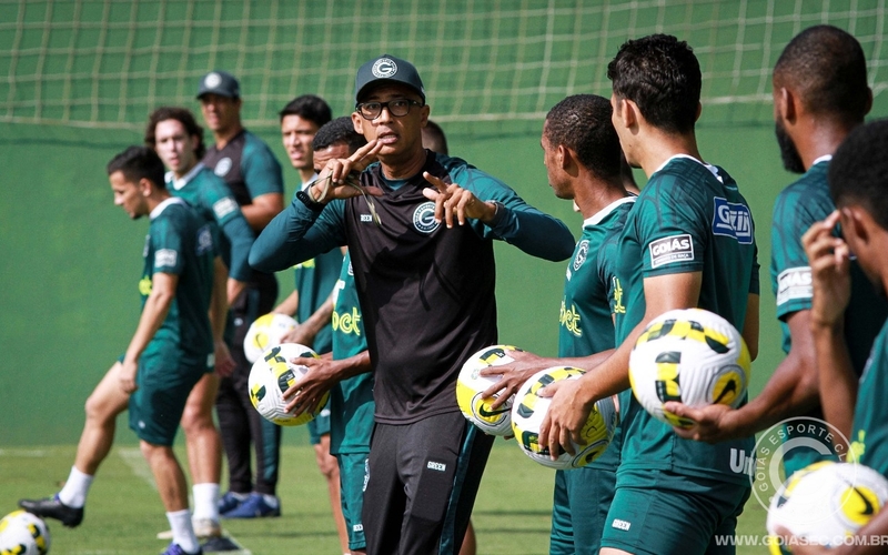 Galeria de imagens do treinamento desta quarta (11)