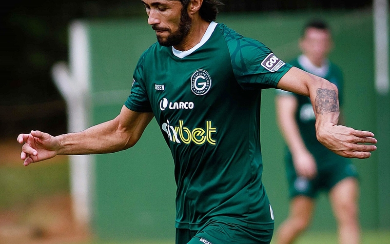 Goiás fecha preparação e iniciação concentração para encarar o Santos