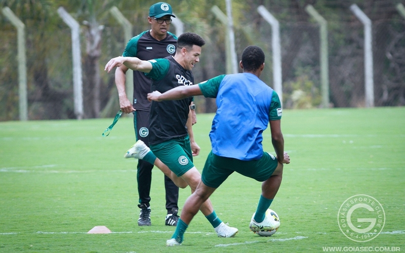 Goiás x Corinthians: Feriado de trabalho no CT Edmo Pinheiro
