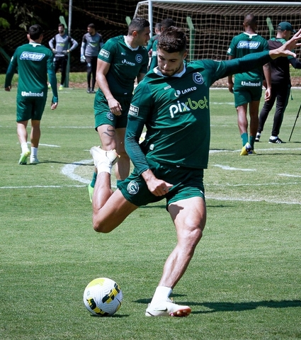Direto do CT: Jair Ventura comanda trabalho tático