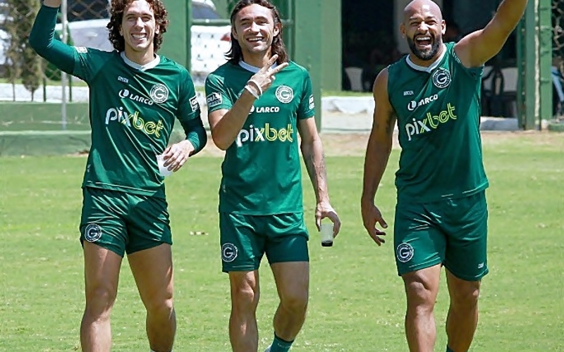 Treino e Viagem para o RJ, esmeraldino encara o Fluminense nesta quarta (9)