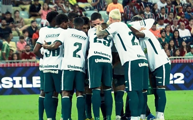 Goiás sofre revés no Maracanã, mas garante vaga na Sul-Americana 2023