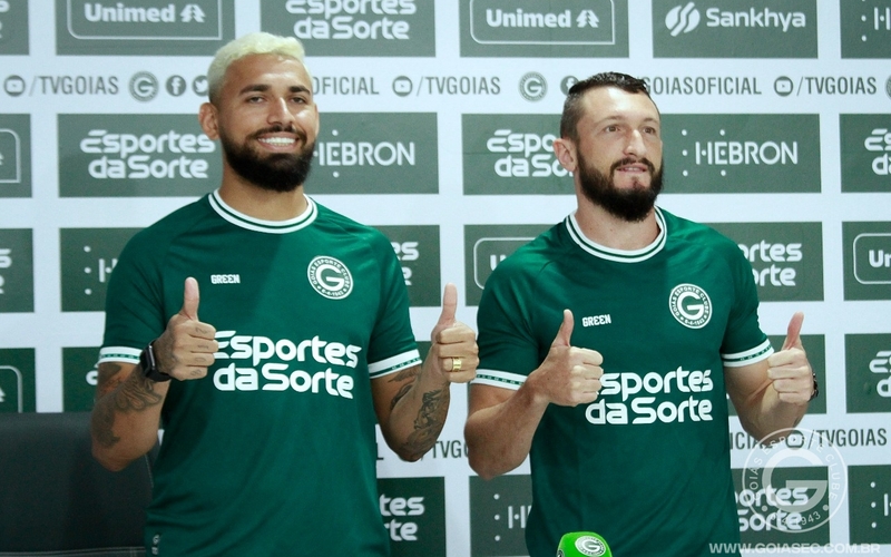 Coletiva de apresentação Sander e Felipe