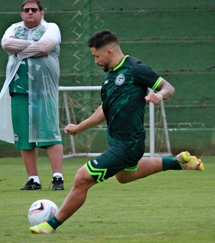 Após estreia com vitória no Goianão, jogadores do Goiás se reapresentam de olho no clássico