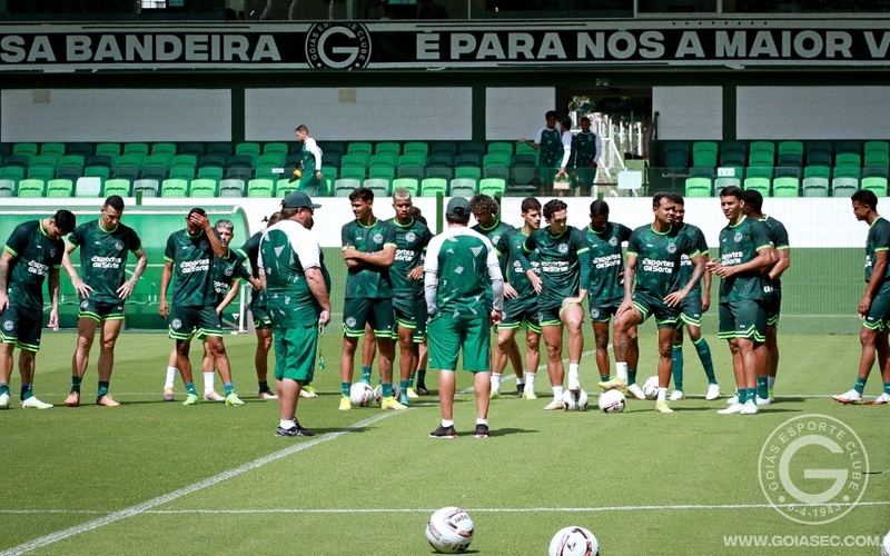 GOIÁS FINALIZA PREPARAÇÃO PARA CONFRONTO CONTRA O ANÁPOLIS