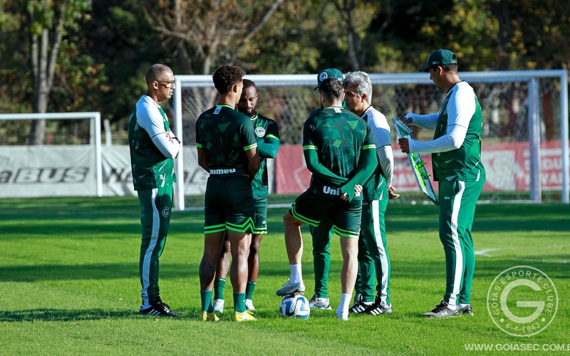 Na Argentina, Goiás faz último treino antes do terceiro confronto na Conmebol Sul-Americana