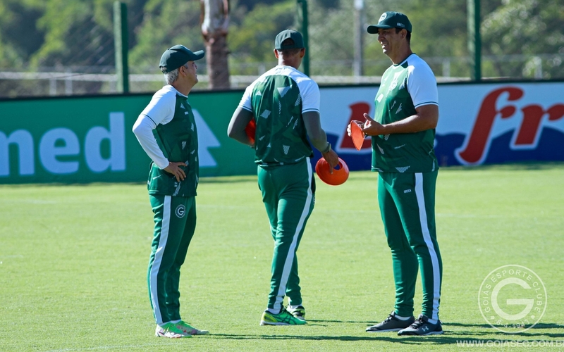 Em Salvador (BA), Verdão faz último treino antes de duelo com o Bahia