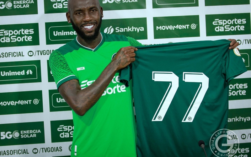 Verdão apresenta atacante para a sequência da temporada
