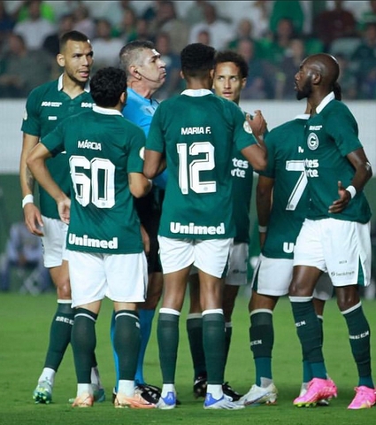 Verdão pressiona e busca empate contra o Athletico