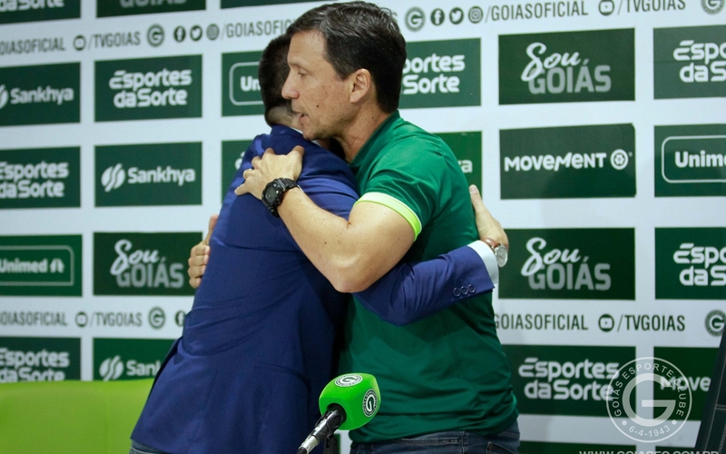 Zé Ricardo e Agnello Gonçalves são apresentados no Verdão