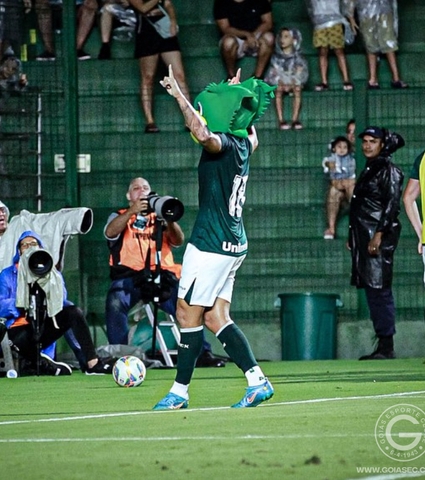 Com direito a golaço, Verdão inicia 2024 com vitória