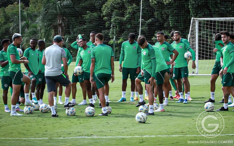 Verdão enfrenta a Aparecidense em busca de manter a liderança