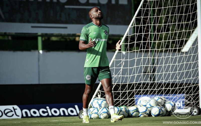 Esmeraldino treina na Serrinha e finaliza preparação para estreia em casa