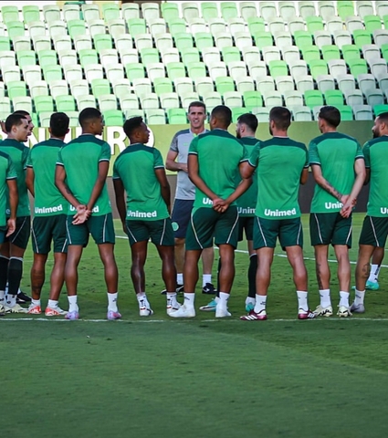 Esmeraldino preparado para enfrentar o São Paulo