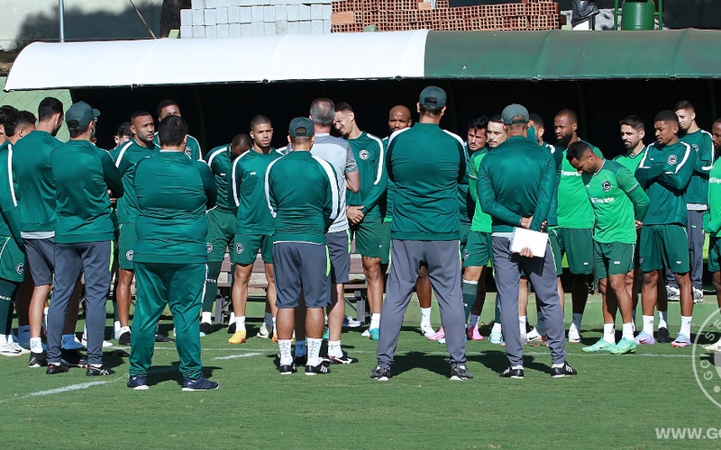 Esmeraldino finaliza preparação para estreia no returno
