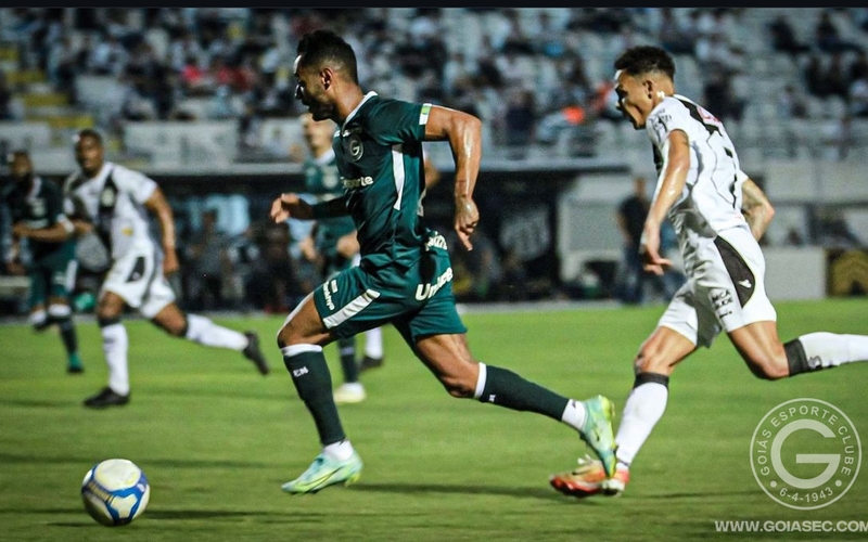 Goiás empata com a Ponte em SP