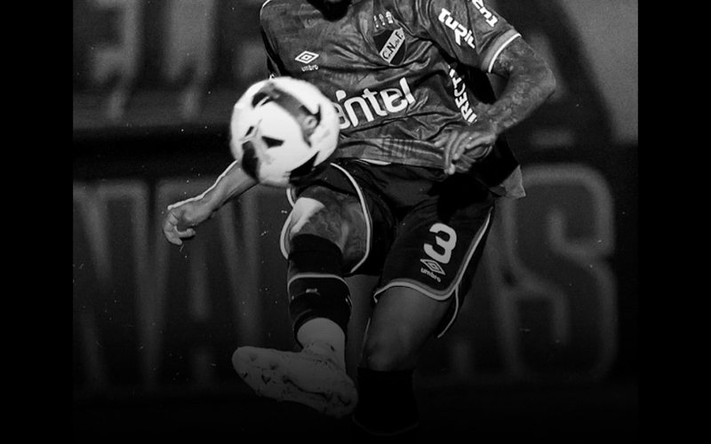 NOTA DE PESAR : JUAN IZQUIERDO